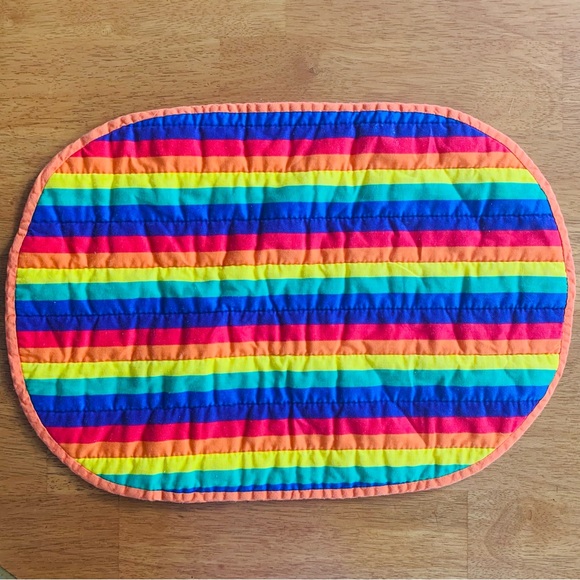 Set of 4 Vintage Rainbow Placemats - Picture 4 of 4